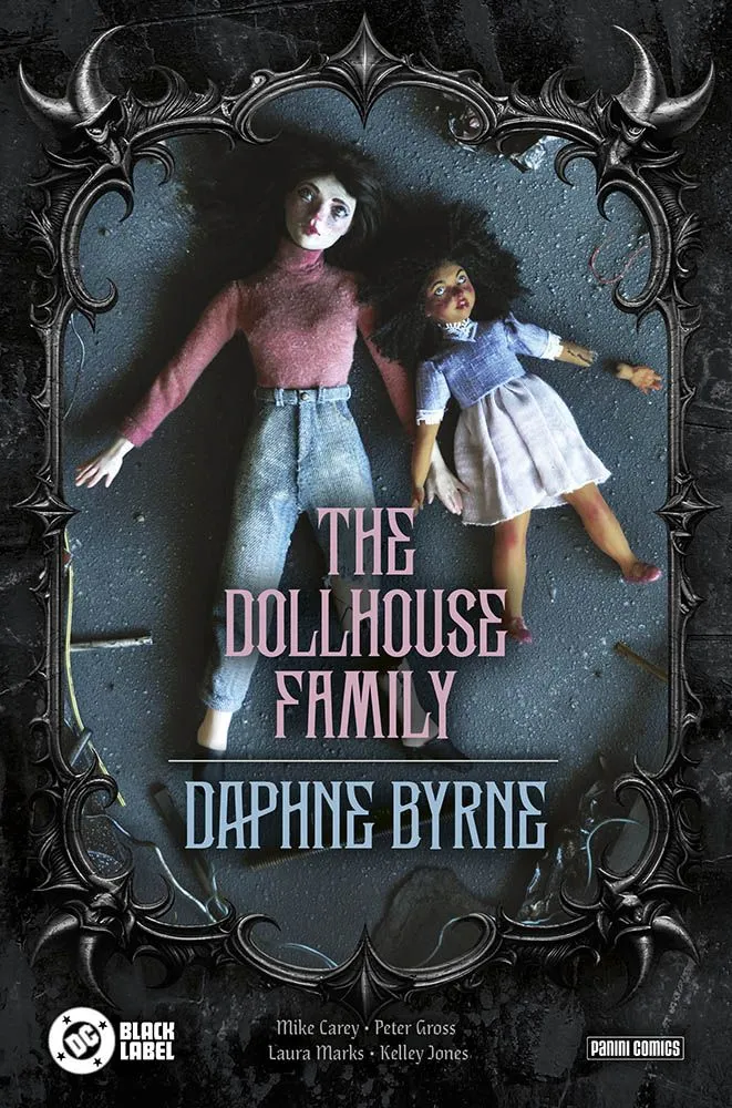 THE DOLLHOUSE FAMILY/DAPHNE BYRNE